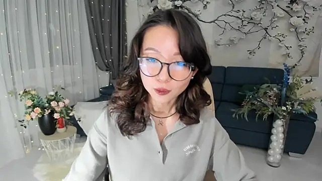 AgnieszkaBanana online show from 5, 3, 2026