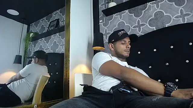 Snapshot of Chris_Dick23 chatting on 5, 7, 2026 Chris Dick23 online show from 5, 7, 2026