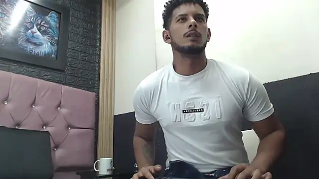 Snapshot of Chris_Dick23 chatting on 23, 10, 2025 Chris Dick23 online show from 23, 10, 2025