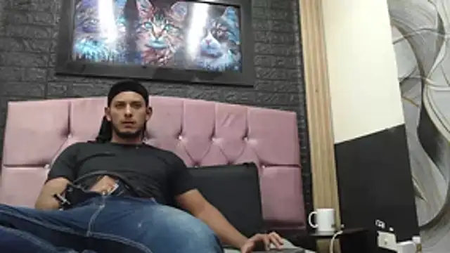 Snapshot of Chris_Dick23 chatting on 11, 11, 2025 Chris Dick23 online show from 11, 11, 2025