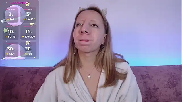 Miiaa doll online show from 13, 10, 2025