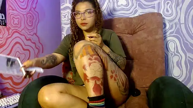 420viol3ta  online show from 24, 10, 2025