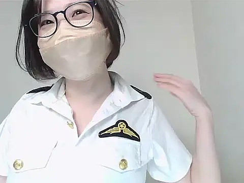  NOA-chan  online show from 25, 10, 2025