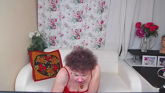 YourHotGranny online show from 12, 6, 2026