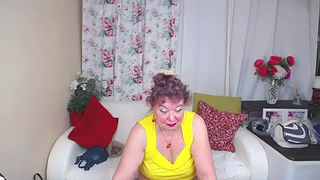 YourHotGranny online show from 17, 3, 2025