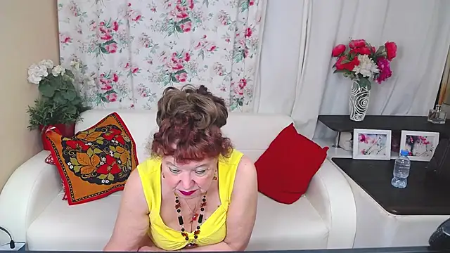 YourHotGranny online show from 19, 2, 2026