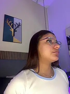 Snapshot of NicolleeEvanss chatting on 17, 6, 2026 NicolleeEvanss online show from 17, 6, 2026