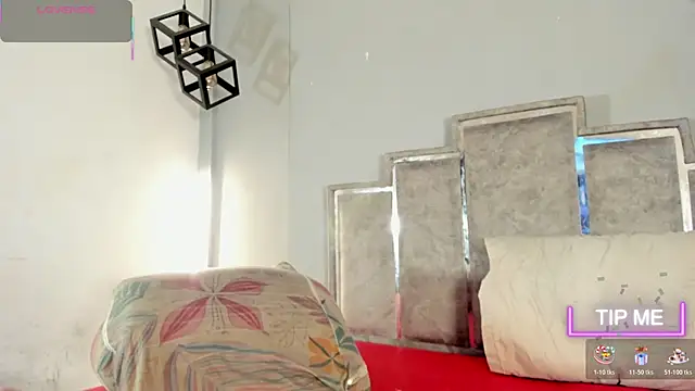 GabyyJones online show from 18, 1, 2026