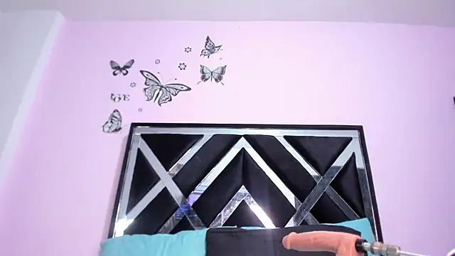 Snapshot of GabyyJones chatting on 7, 6, 2026 GabyyJones online show from 7, 6, 2026