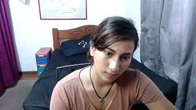 LadyMilk003 online show from 18, 2, 2025
