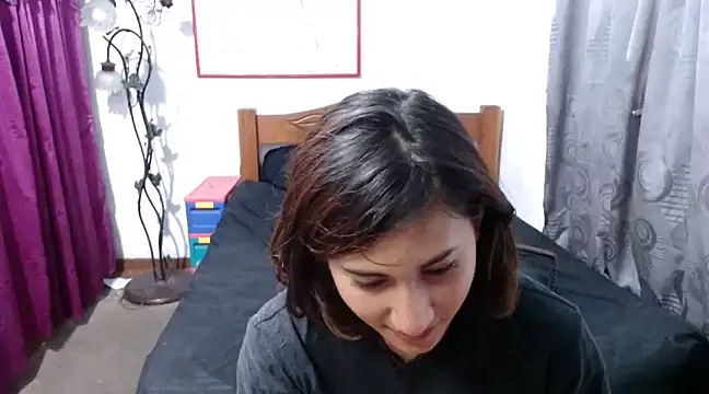 LadyMilk003 online show from 6, 3, 2025