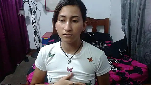 LadyMilk003 online show from 15, 3, 2025