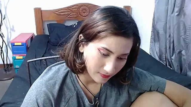 LadyMilk003 online show from 24, 2, 2025