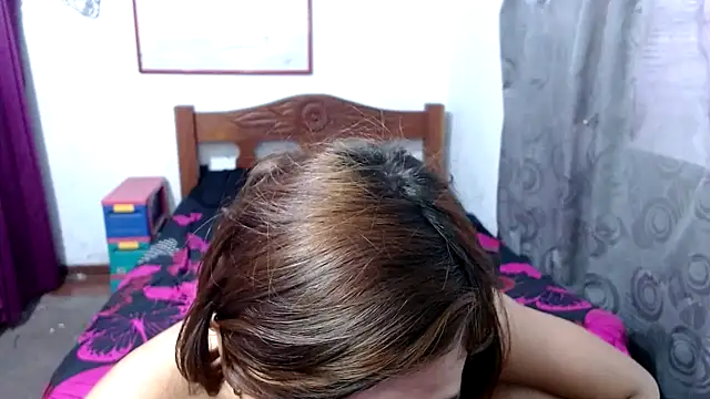 LadyMilk003 online show from 27, 9, 2025
