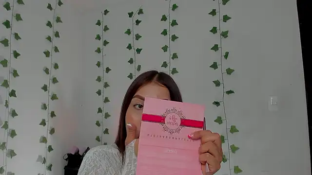 Miaa Garcia online show from 28, 2, 2026