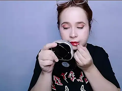 SubLayla01 online show from 22, 10, 2025