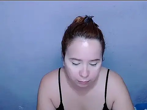 SubLayla01 online show from 14, 4, 2026