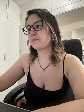 amooraaamoon online show from 24, 2, 2026