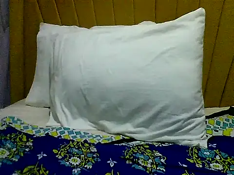 nastygirl- online show from 12, 10, 2025