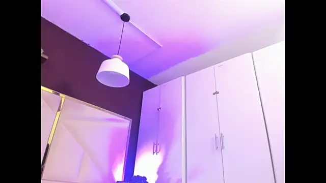 April bowie online show from 27, 10, 2025