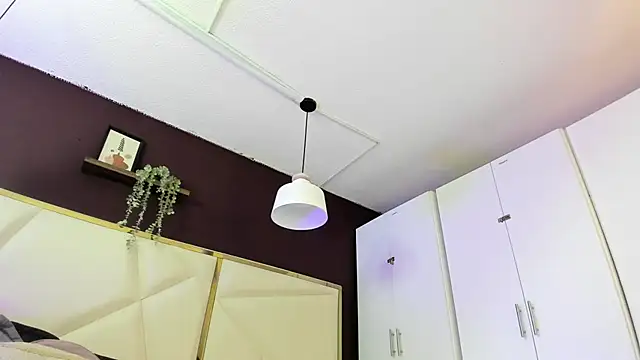 April bowie online show from 26, 11, 2025