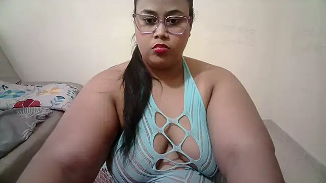 abril sexy04 online show from 13, 3, 2026