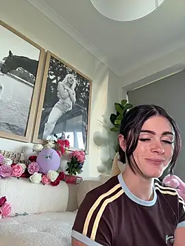 aus queen online show from 21, 4, 2026