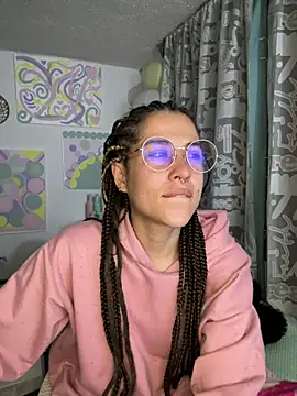 Snapshot of Hellen_dumont chatting on 1, 5, 2026 Hellen dumont online show from 1, 5, 2026