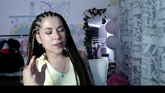 Snapshot of Hellen_dumont chatting on 23, 4, 2026 Hellen dumont online show from 23, 4, 2026