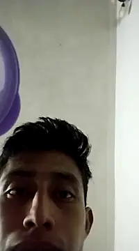Flaquito pitudo online show from 26, 2, 2025