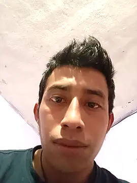 Flaquito pitudo online show from 17, 11, 2025