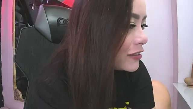 Snapshot of DarlingBDSM_ chatting on 20, 5, 2026 DarlingBDSM online show from 20, 5, 2026