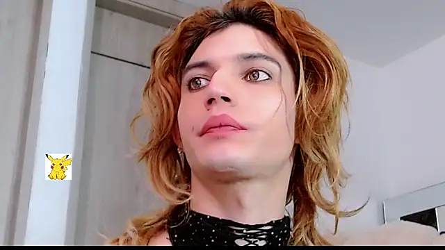 Snapshot of honey_skin chatting on 2, 3, 2025 honey skin online show from 2, 3, 2025