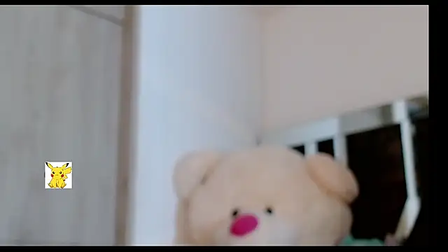 Snapshot of honey_skin chatting on 15, 3, 2025 honey skin online show from 15, 3, 2025