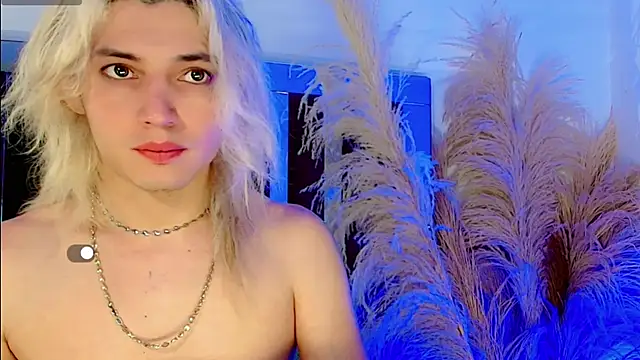 Snapshot of honey_skin chatting on 3, 6, 2026 honey skin online show from 3, 6, 2026