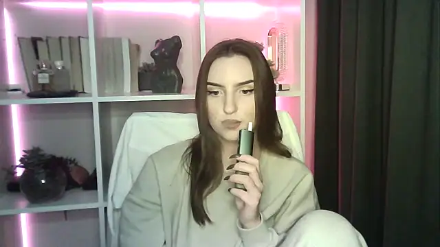 X Alisa online show from 17, 11, 2025