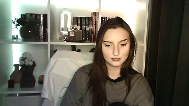 X Alisa online show from 13, 4, 2026