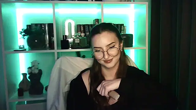 X Alisa online show from 18, 4, 2026