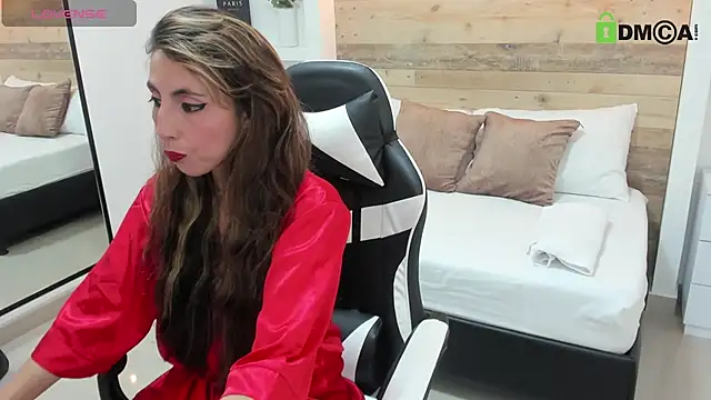 Snapshot of candy_summer28 chatting on 8, 11, 2025 candy summer28 online show from 8, 11, 2025