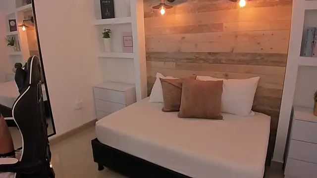 candy summer28 online show from 16, 12, 2025