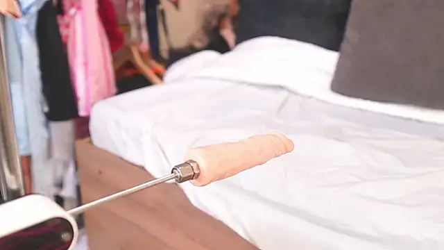 katlyn martins online show from 12, 10, 2025