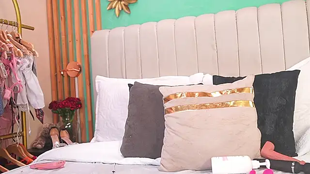 katlyn martins online show from 1, 11, 2025