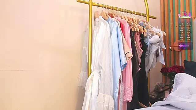 katlyn martins online show from 10, 11, 2025