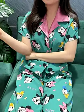 Suri amabel online show from 26, 9, 2025