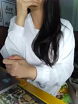 Suri amabel online show from 31, 12, 2024