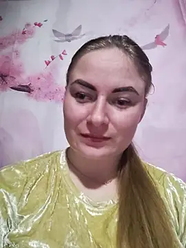 Snapshot of ElenaMaeer chatting on 23, 11, 2025 ElenaMaeer online show from 23, 11, 2025