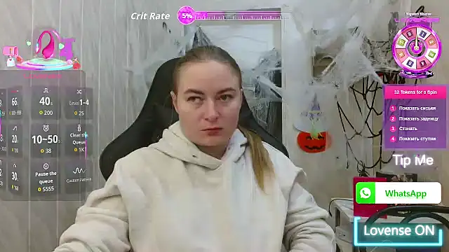 Snapshot of ElenaMaeer chatting on 22, 10, 2025 ElenaMaeer online show from 22, 10, 2025