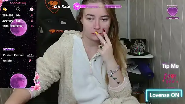 Snapshot of ElenaMaeer chatting on 15, 10, 2025 ElenaMaeer online show from 15, 10, 2025