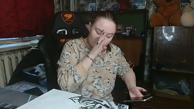 ElenaMaeer online show from 4, 12, 2024