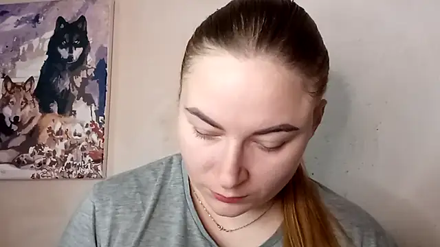 Snapshot of ElenaMaeer chatting on 20, 12, 2025 ElenaMaeer online show from 20, 12, 2025